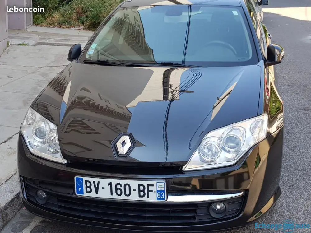 vendre ou échangé laguna turing très bonne état