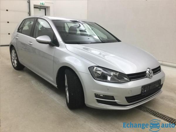 Volkswagen Golf 1.6 TDI 105ch BlueMotion Highline DSG7 suréquipé