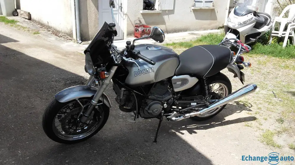 Ducati 1000 GT