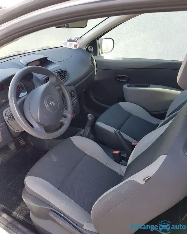 RENAULT CLIO PHASE 2 1.5 DCI 68 CV