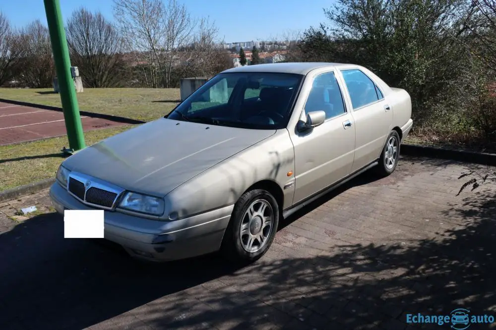 Lancia Kappa 1998 essence 2.0 20V 5 cylindres